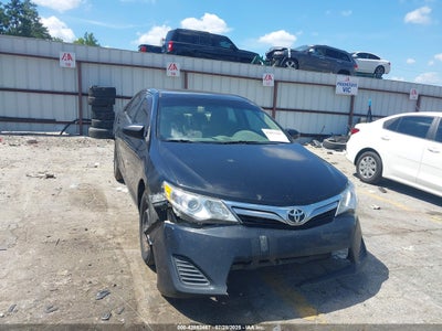 TOYOTA CAMRY 2012