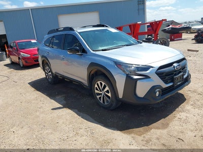 SUBARU OUTBACK 2023