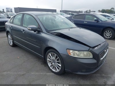VOLVO S40 2010