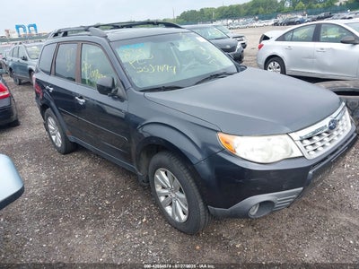 SUBARU FORESTER 2013