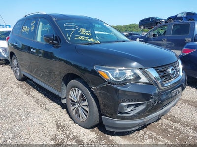 NISSAN PATHFINDER 2017