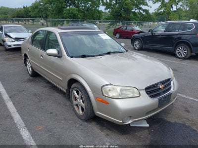 NISSAN MAXIMA 2000