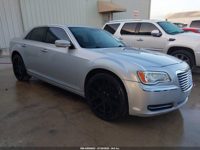 CHRYSLER 300 2012