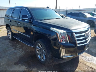 CADILLAC ESCALADE 2017