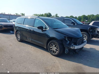 CHRYSLER VOYAGER 2020