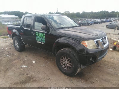 NISSAN FRONTIER 2015
