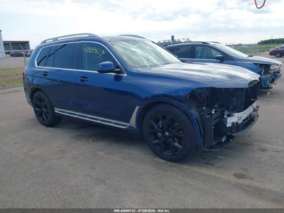 BMW X7 2021