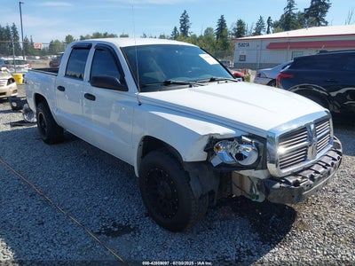 DODGE DAKOTA 2005
