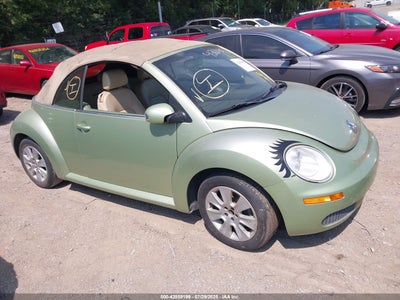 VOLKSWAGEN NEW BEETLE 2008