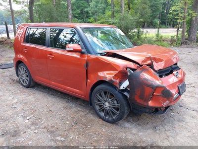 SCION XB 2012