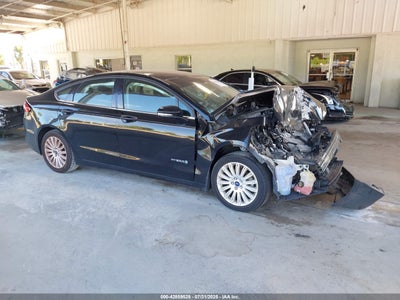 FORD FUSION HYBRID 2016