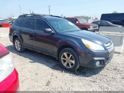 SUBARU OUTBACK 2013