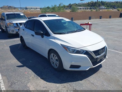 NISSAN VERSA 2021