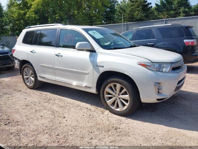 TOYOTA HIGHLANDER HYBRID 2013