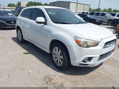 MITSUBISHI OUTLANDER SPORT 2012