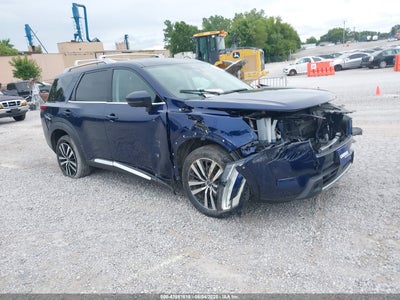 NISSAN PATHFINDER 2023