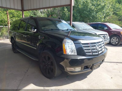 CADILLAC ESCALADE ESV 2010