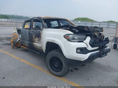 TOYOTA TACOMA 2017