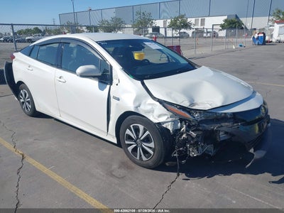 TOYOTA PRIUS PRIME 2019
