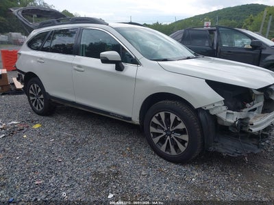 SUBARU OUTBACK 2017