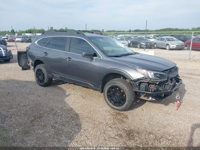 SUBARU OUTBACK 2022