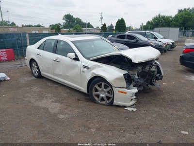 CADILLAC STS 2010