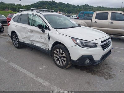SUBARU OUTBACK 2018