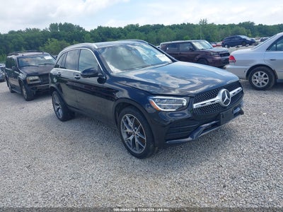 MERCEDES-BENZ GLC 300 2022