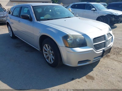 DODGE MAGNUM 2005