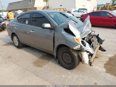NISSAN VERSA 2013