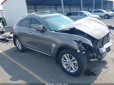 INFINITI QX70 2014