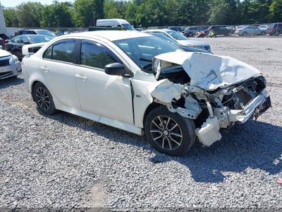 MITSUBISHI LANCER 2015