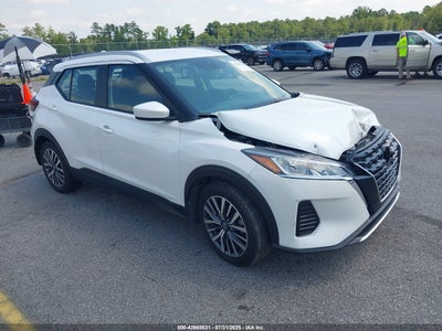 NISSAN KICKS 2022