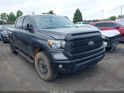 TOYOTA TUNDRA 2020