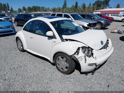 VOLKSWAGEN NEW BEETLE 2000