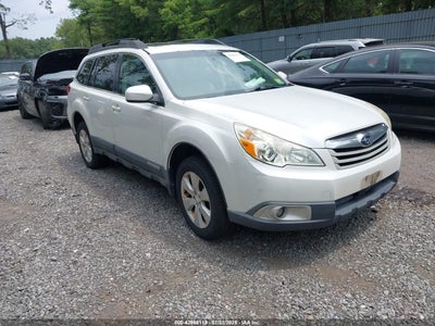 SUBARU OUTBACK 2010
