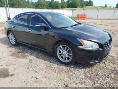 NISSAN MAXIMA 2009