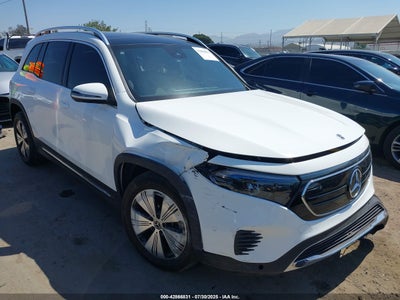 MERCEDES-BENZ EQB 2023