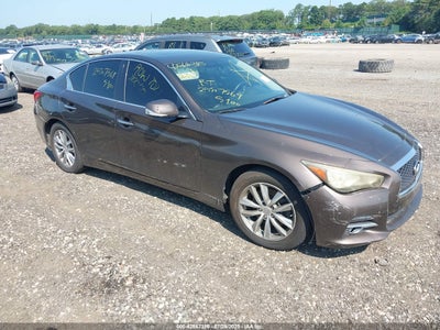 INFINITI Q50 2015