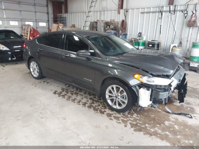 FORD FUSION HYBRID 2019