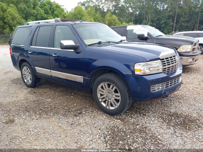 LINCOLN NAVIGATOR 2010