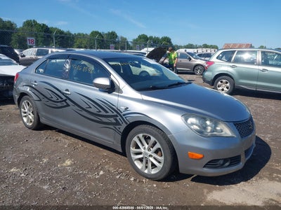 SUZUKI KIZASHI 2011