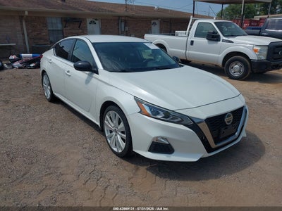 NISSAN ALTIMA 2019