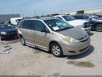 TOYOTA SIENNA 2008