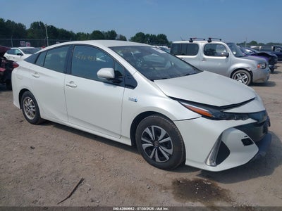 TOYOTA PRIUS PRIME 2017