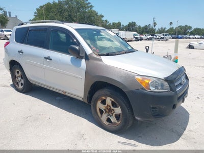 TOYOTA RAV4 2011