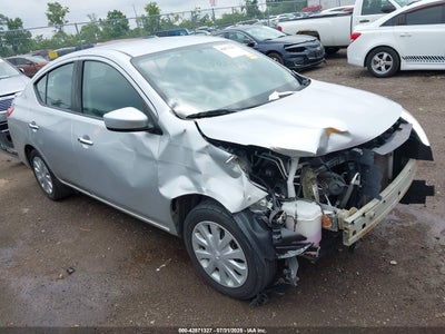 NISSAN VERSA 2019