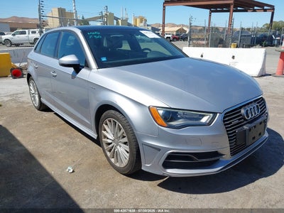 AUDI A3 E-TRON 2016
