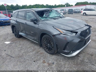 TOYOTA HIGHLANDER 2023