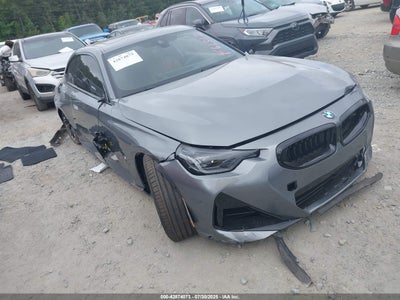BMW 230 2025